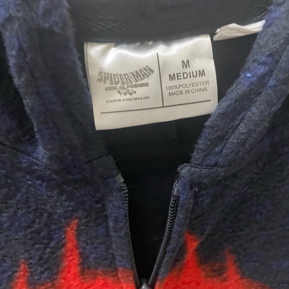 Men’s SPIDER-MAN onesie 🕷️🕸️ - Picture 2 of 3